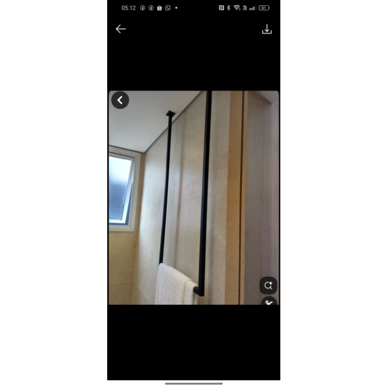 display baju gantung