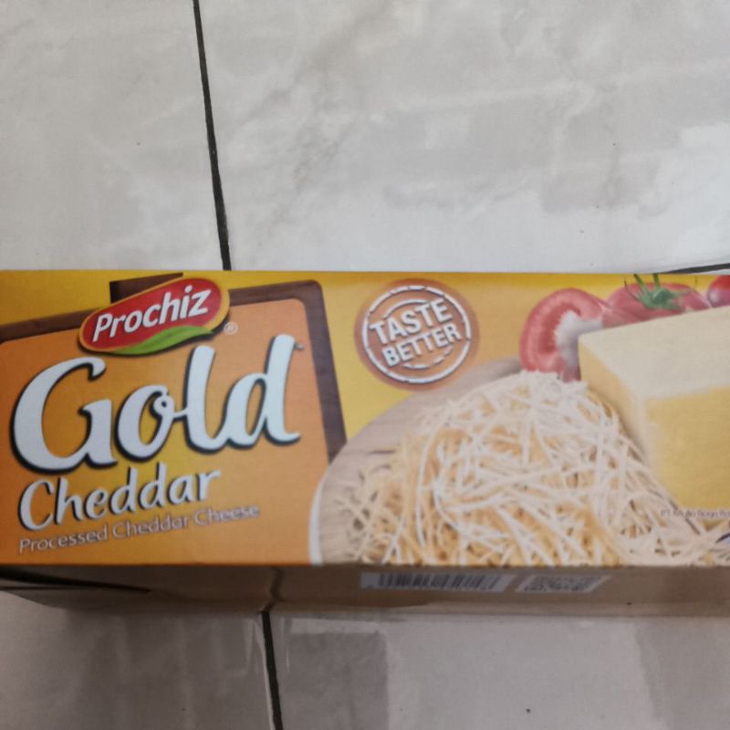 

keju prochiz Gold /blok/2kg
