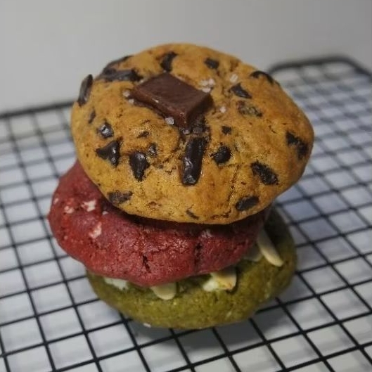 

Soft Baked Cookies by chaejajan