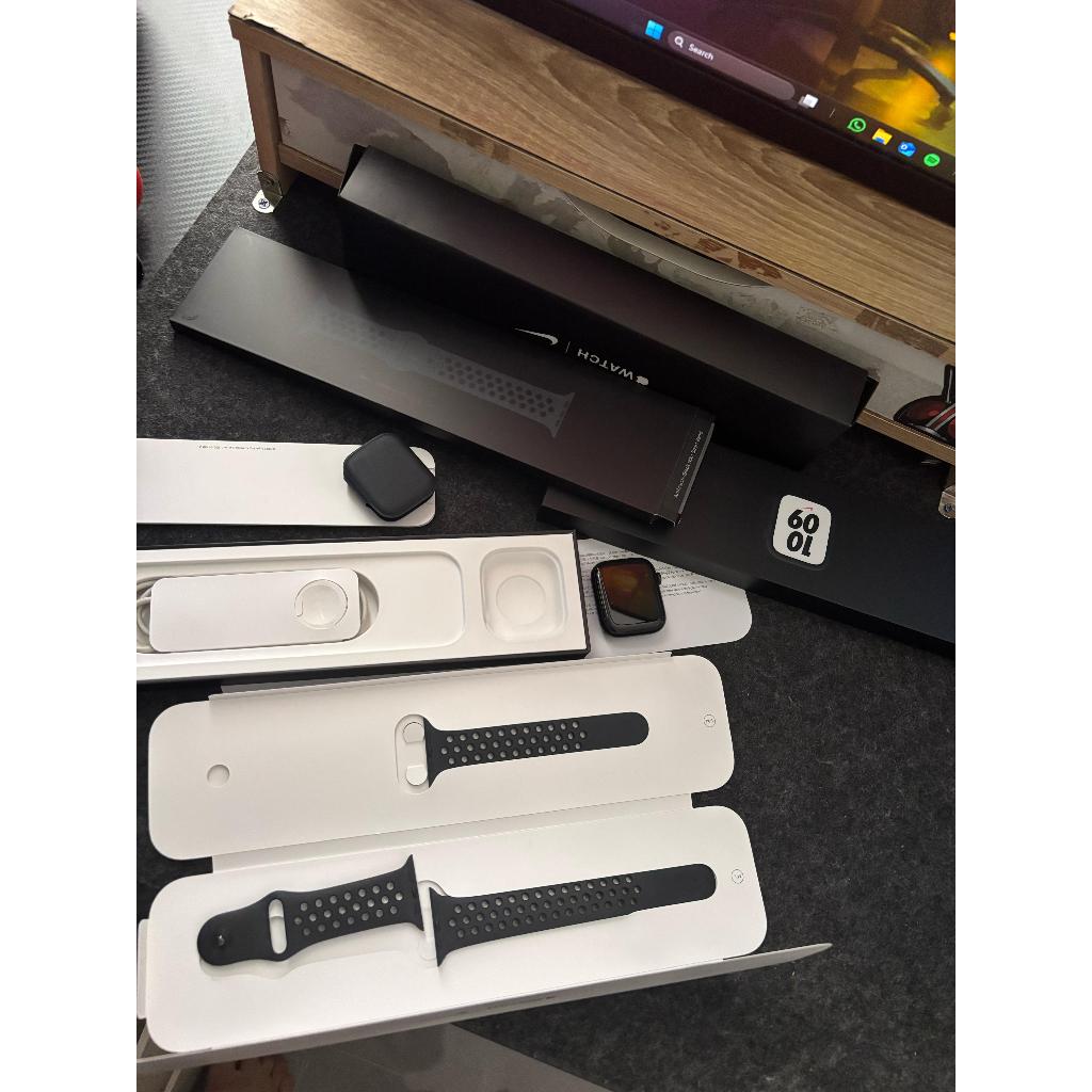 Apple Watch Series 7 45MM Nike Edition Anthracite Black Original