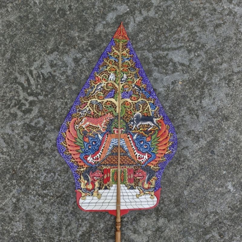 Wayang Kulit Gunungan 50 cm Motif Batik Kualitas Halus