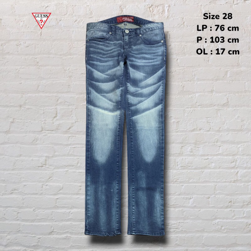 Size 28 Celana Panjang Longpants Jeans Guess Blue Washed Fading Straight fit Original Second Prelove