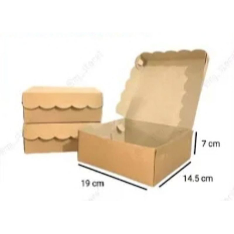 

DUS KUE R7 300 UKURAN 20 X 15 X 7