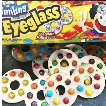 

1 dus permen smiling eyeglass isi 12 box,1 box isi 40 pcs