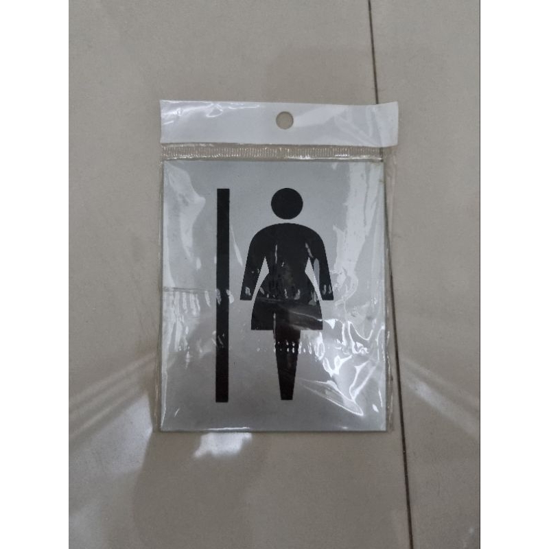 

Stiker Mika Logo Wanita