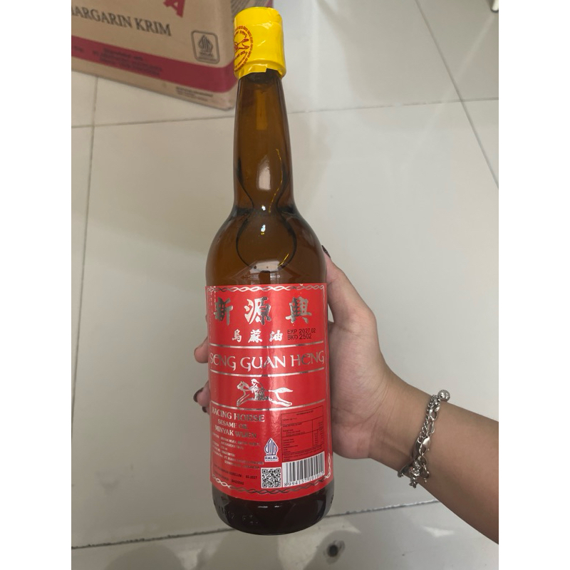 

seng guan heng minyak wijen 600ml