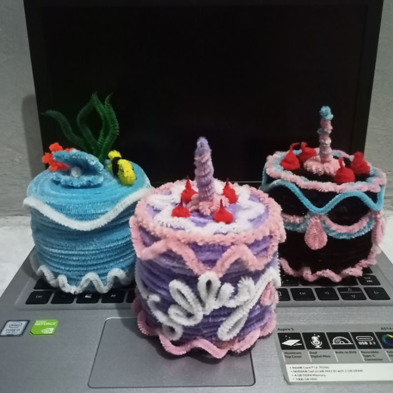 

Toples Plastik Hias / Ulang Tahun / Toples Lebaran / Toples Hitam / Toples Hias / Toples Kue Ulang Tahun / Ulang Tahun / Hadiah Ulang Tahun Unik / Kotak perhiasan