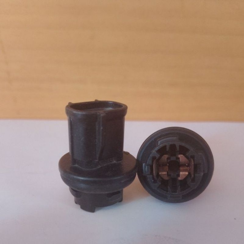 soket lampu senja original mobil Daihatsu Gren Mex depan