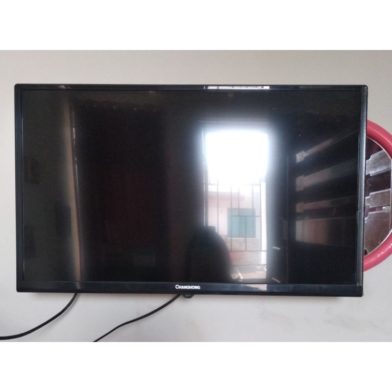 Televisi TV Changhong ukuran 28 inch Preloved Second