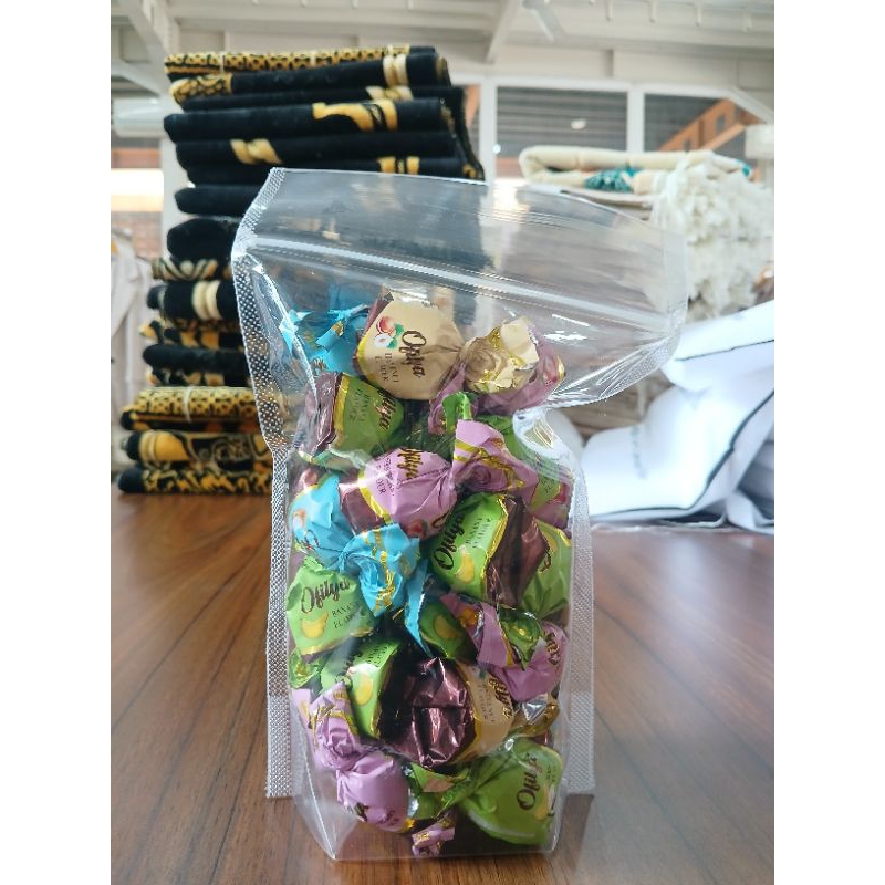 

Coklat otilya oleh" arab