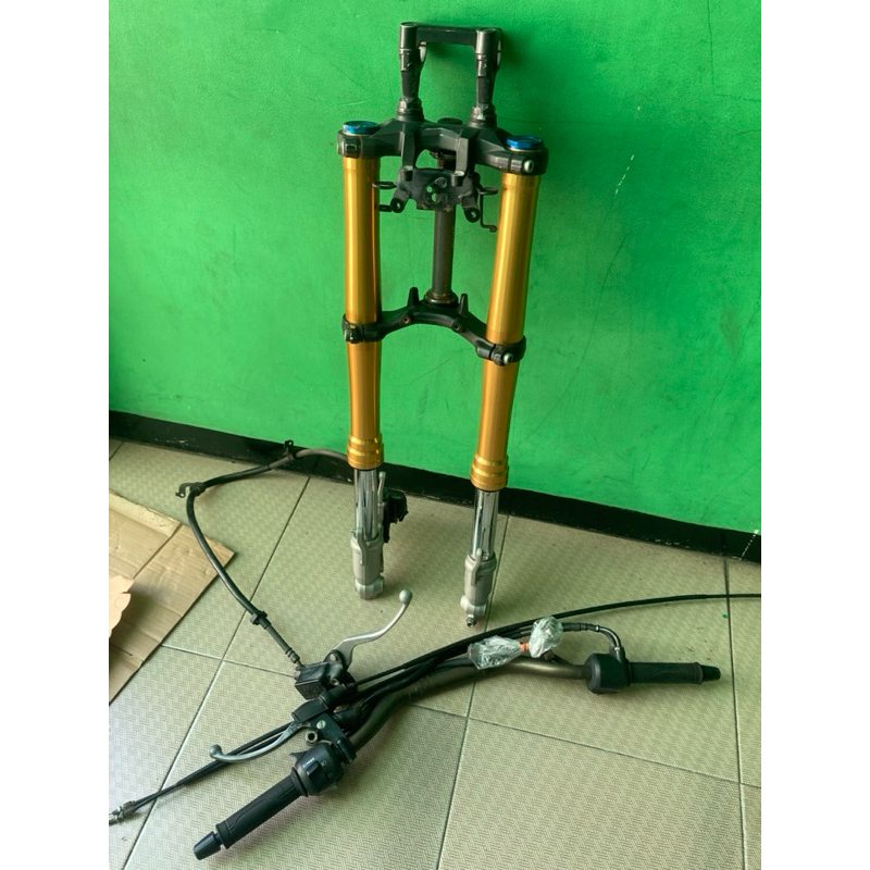 Upside Down copotan Honda CB150R v4