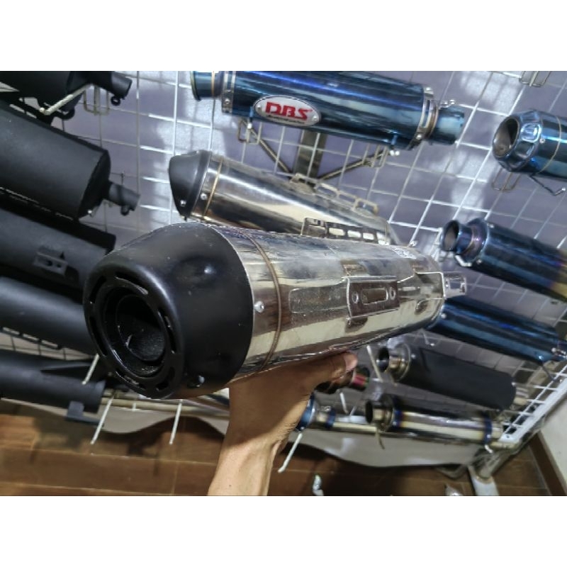 KNALPOT MOTOR RACING ORIGINAL produk WMJA  BERGARANSI PRODUK FULLSET  FREE TAMENG COVER & LEM AUTOSE