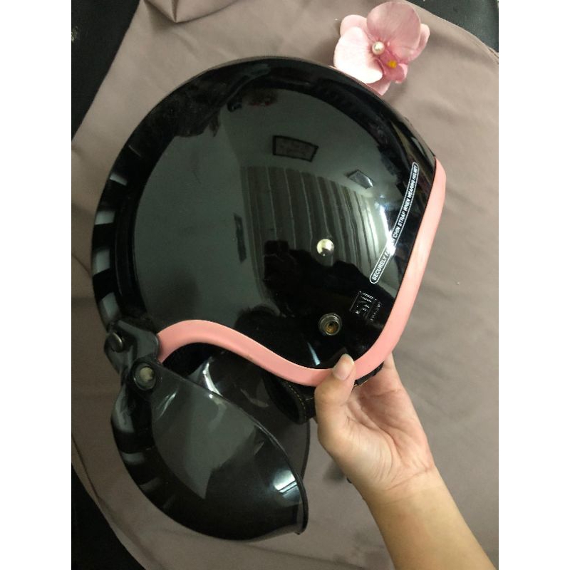 preloved helm bogo glossy hitam pink kaca cembung