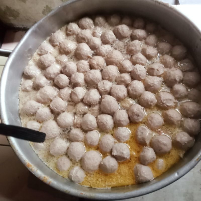 

RB Bakso daging sapi halus/polos .bakso enak gurih isi 50pc hrga 50k