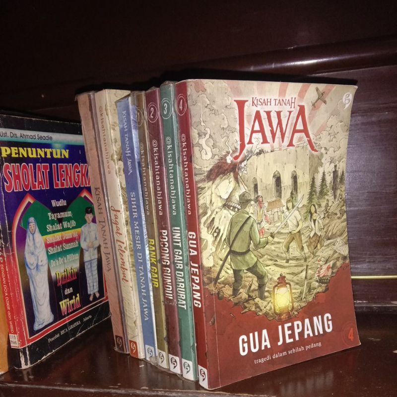 

Bundling Kisah Tanah Jawa - (preloved)