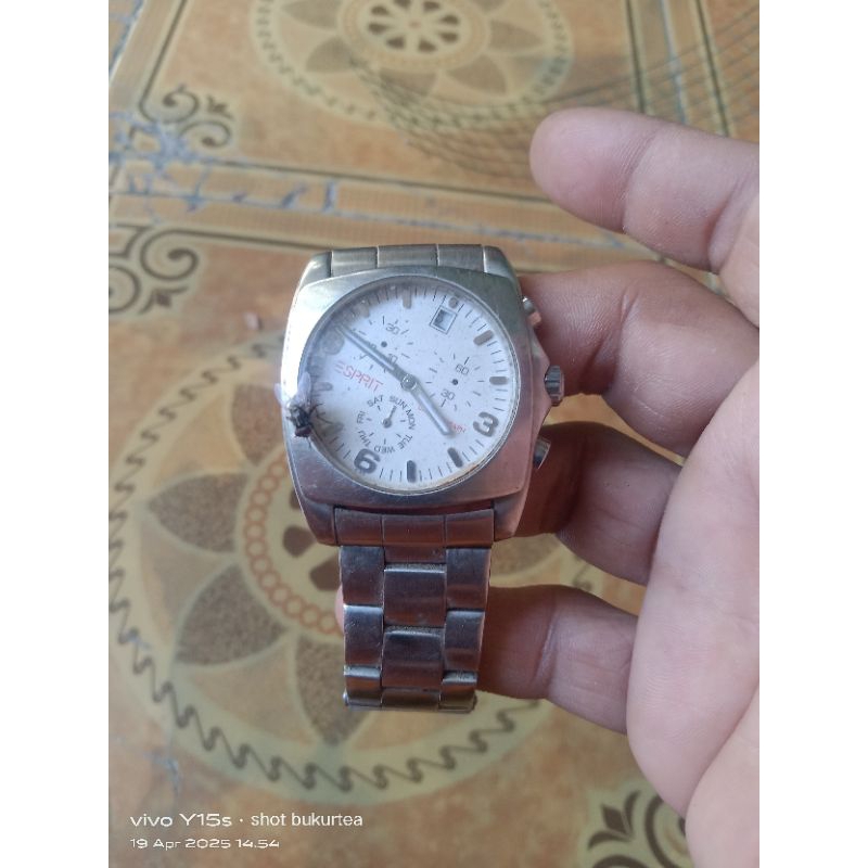 jam tangan rusak/off
