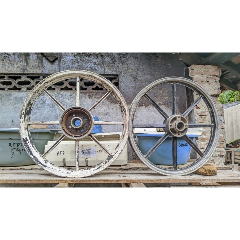 velg palang 8 Bebek Yamaha Ring 17