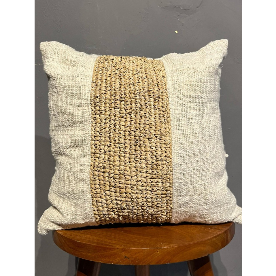 Kain Tumanggal Sarung Bantal Motif Agel 40X40