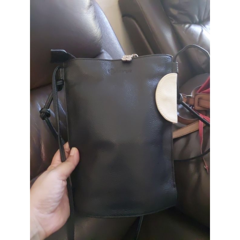 Tas Sling HP Bampo
