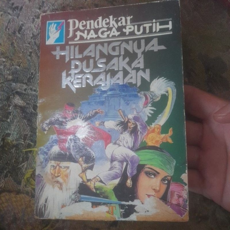 buku novel cersil prndekar naga putih hilangnya pusaka kerajaan