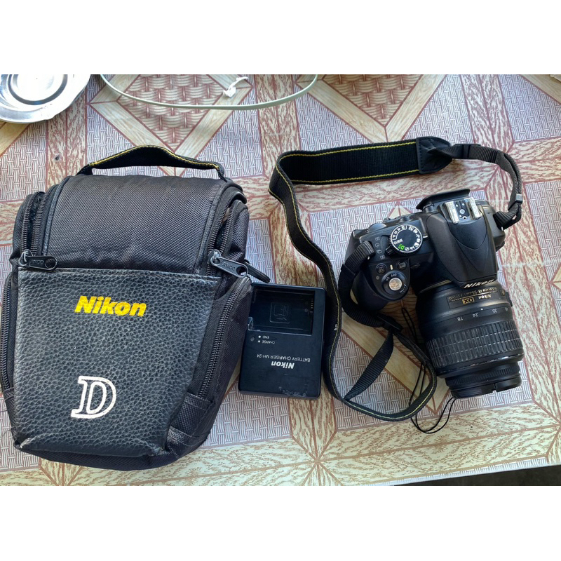 Kamera DSLR Nikon D3100