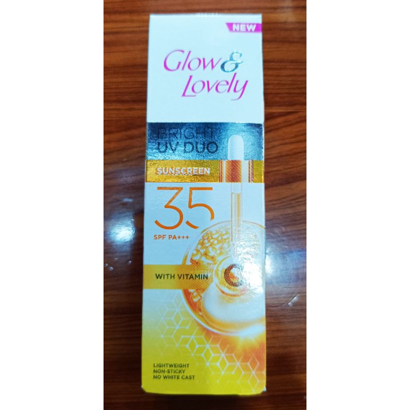 Fair & Lovely / Glow Lovely Cream Vitamin C 20G / cream fair kuning kecil