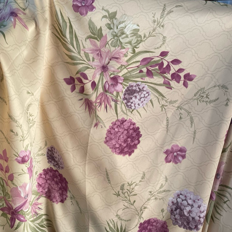 kain dior silk motif bunga etnik premium - kain satin dior original - kain silk warna cream - kain s