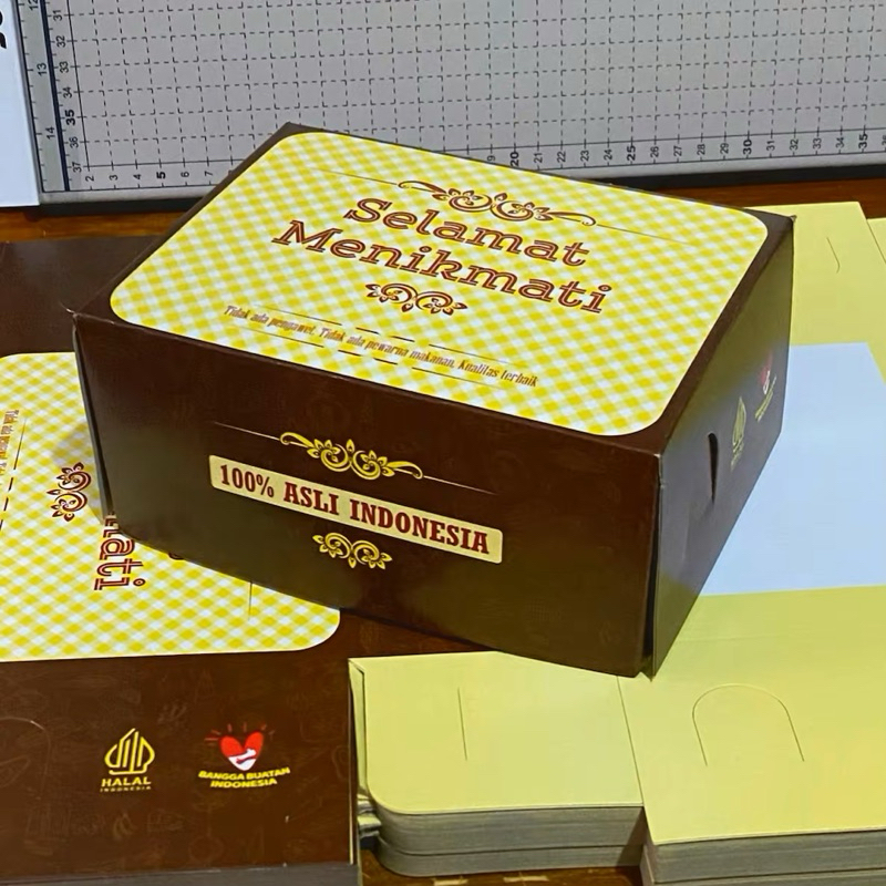 

Kemasan Makanan kecil ( Dus Snack ) Uk. 17-11-7,5 cm