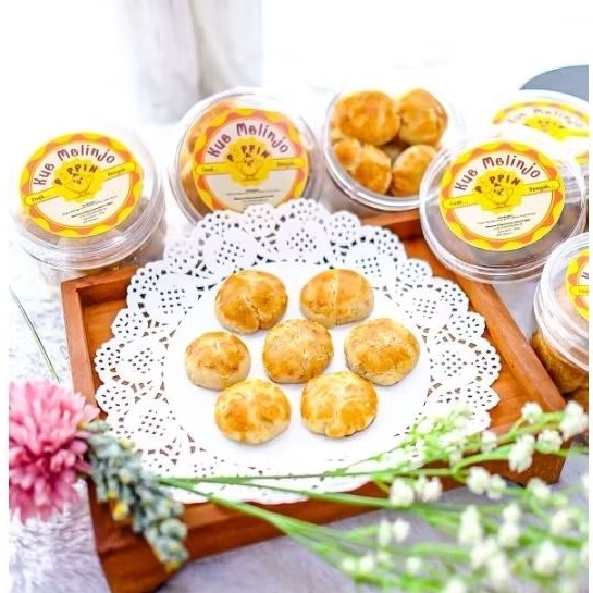 

Kue Melinjo POPPIN Hamper Kue Kering Enak Manis Gurih Renyah Camilan Enak Makanan Ringan Snack Orang Dewasa dan Anak-anak
