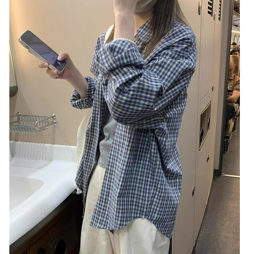 Blus Wanita Vintage Lengan Panjang Kotak Biru dan Putih Longgar