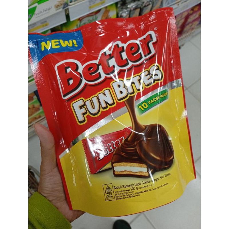 

Better Fun Bites Biskuit Sandwich Coklat Vanila Pouch 100 g exp 2026