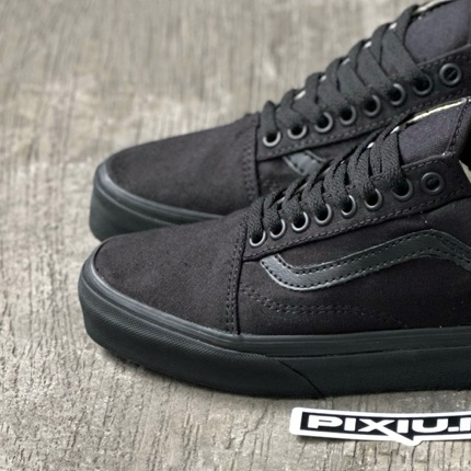 SEPATU FULL  BLACK EVB - Sepatu Pria & Wanita