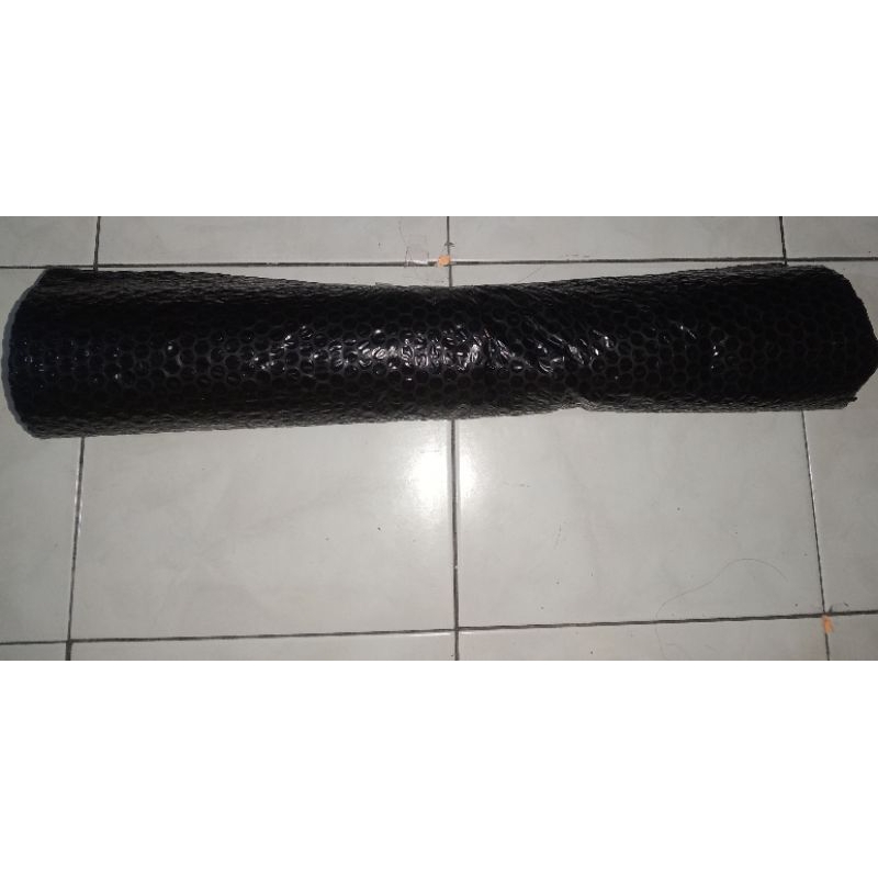 

bubble wrap kecil ukuran lebar 2 keramik kecil panjang 10 keramik kecil