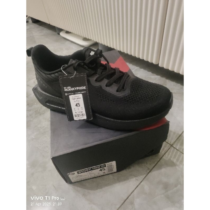 sepatu kanky all black