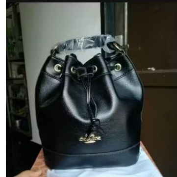 preloved tas coach warna hitam