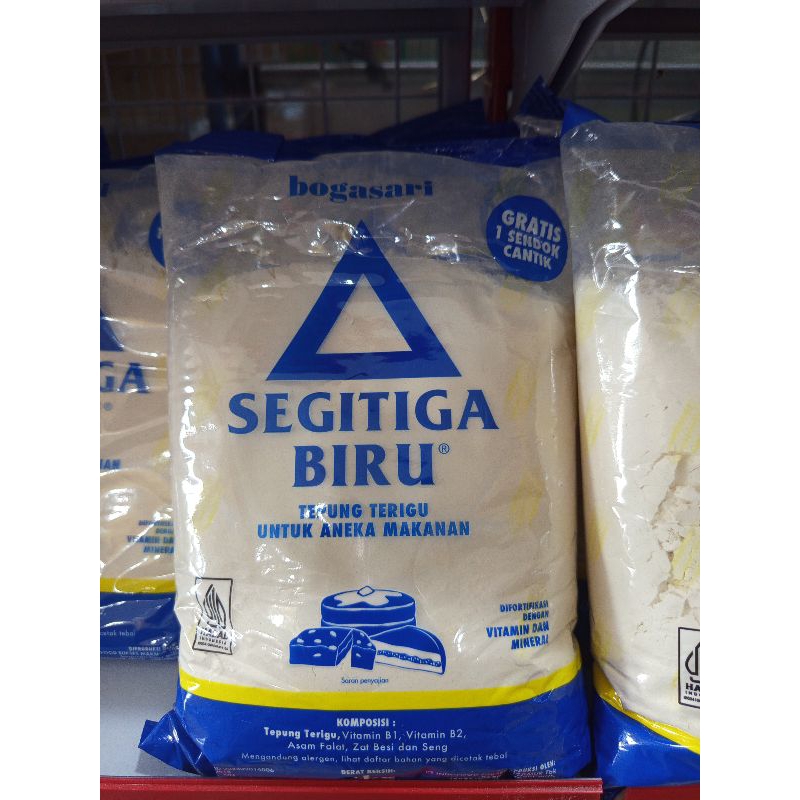 

Tepung Segitiga Biru 1kg
