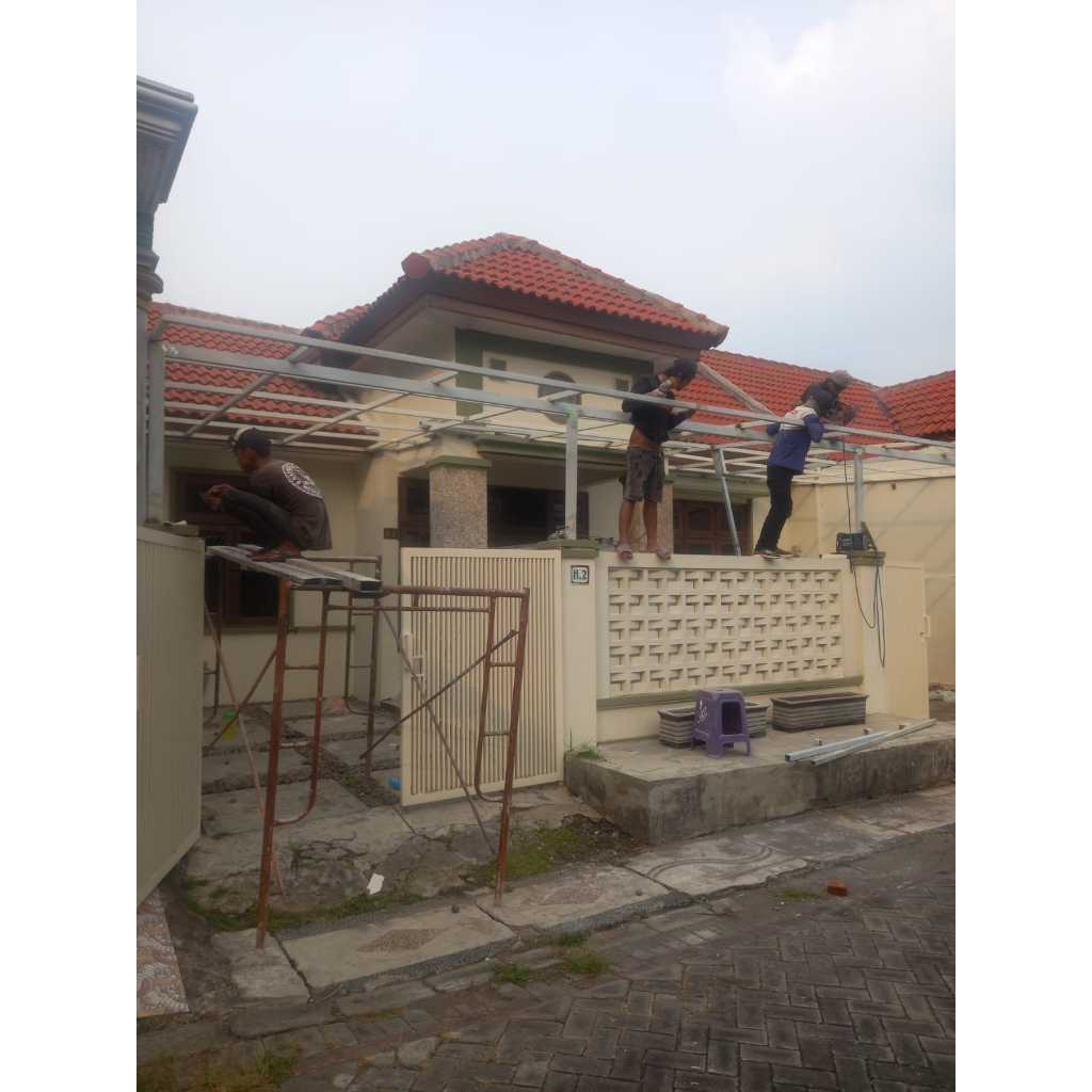 Kanopi teras Rooftop dan Pagar Minimalis By Dejetiga Sidoarjo Surabaya