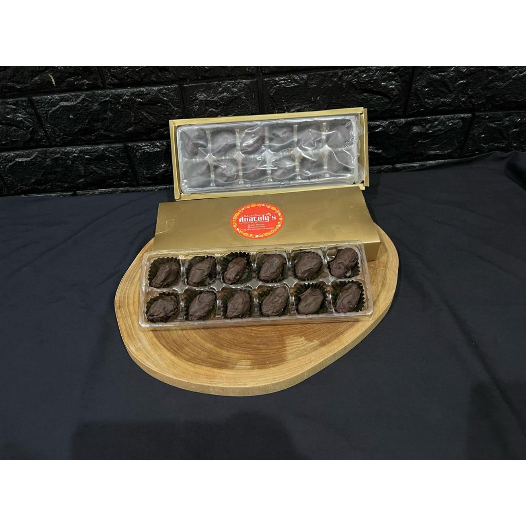 

Prunes with walnuts in chocolate( Чернослив с грецким орехом в шоколаде)