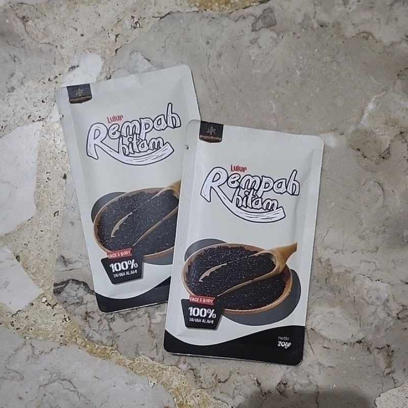 Lulur Rempah Hitam Mama Rezky 20gr