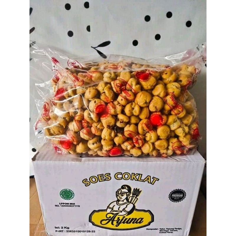 

Sus Coklat | Soes Coklat Arjuna | Snack Cemilan Kiloan