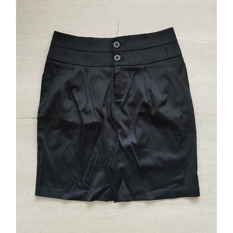 PRELOVED ROK HITAM WANITA / ROK WANITA POLOS MURAH