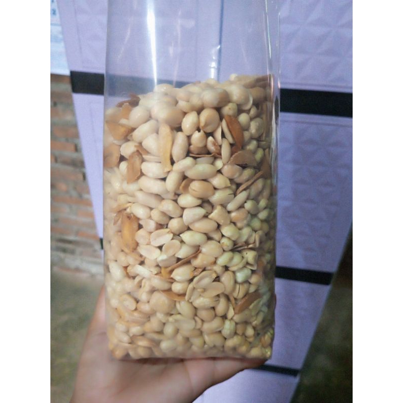 

kacang bawang goreng gurih asin