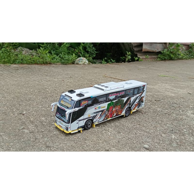 PAPERCRAFT BUS NTTS TRANS "MECCA"