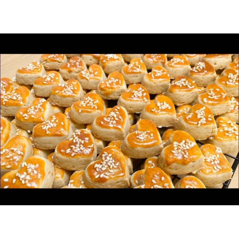 

Kue Kacang