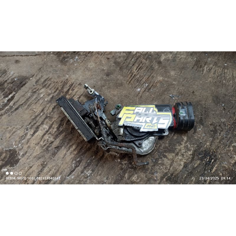 Doorlock door lock plus actuator pintu belakang kanan kijang kapsul original aisin