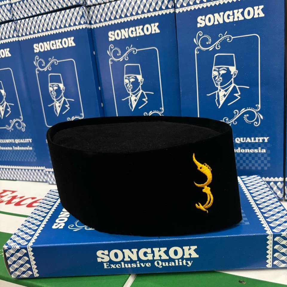 PROMO SONGKOK PECI HITAM LOGO KUJANG EMAS tinggi Normal (9 cm) + Ada Dus Setiap Peci