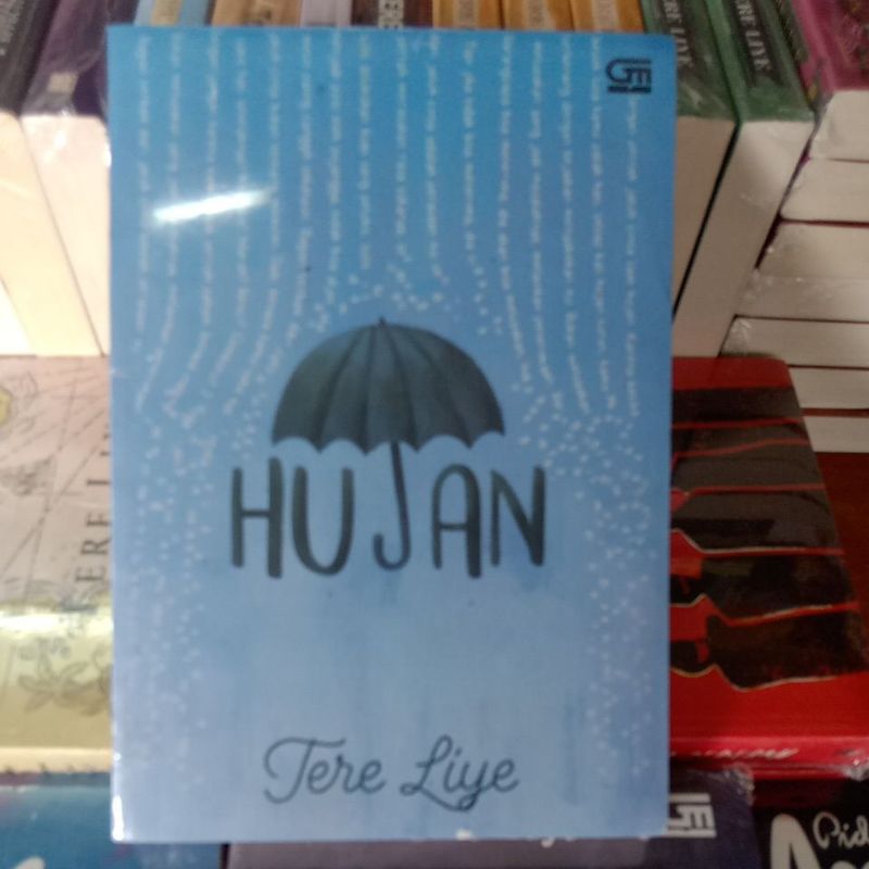Novel HUJAN Tere Liye