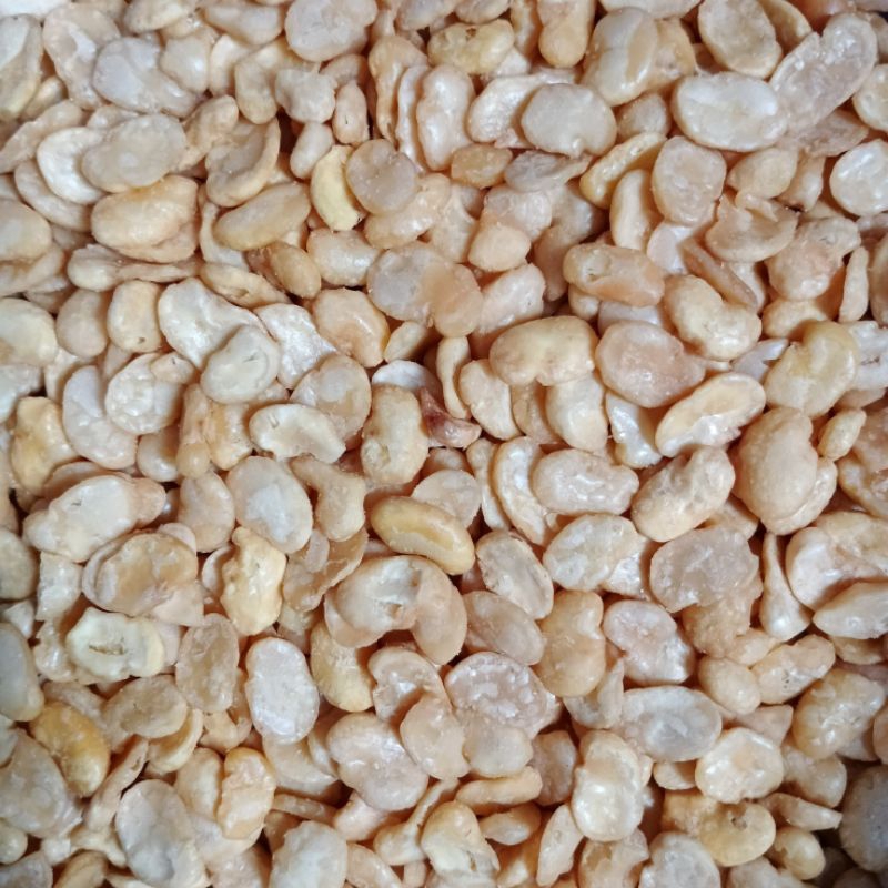 

Kacang Koro Kupas | Camilan Kacang Koro Asin, Koro Pedas | Snack dan Camilan Kiloan ONLINA