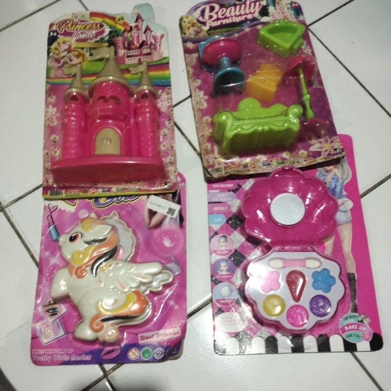 Girl Toys