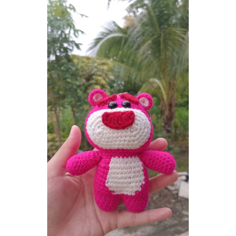 amigurumi keychain lotso/lotso/keychain lotso/gantungan kunci lotso/handmade